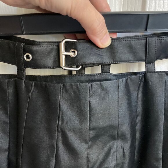 Brown pleated skirt - Picture 2 of 11